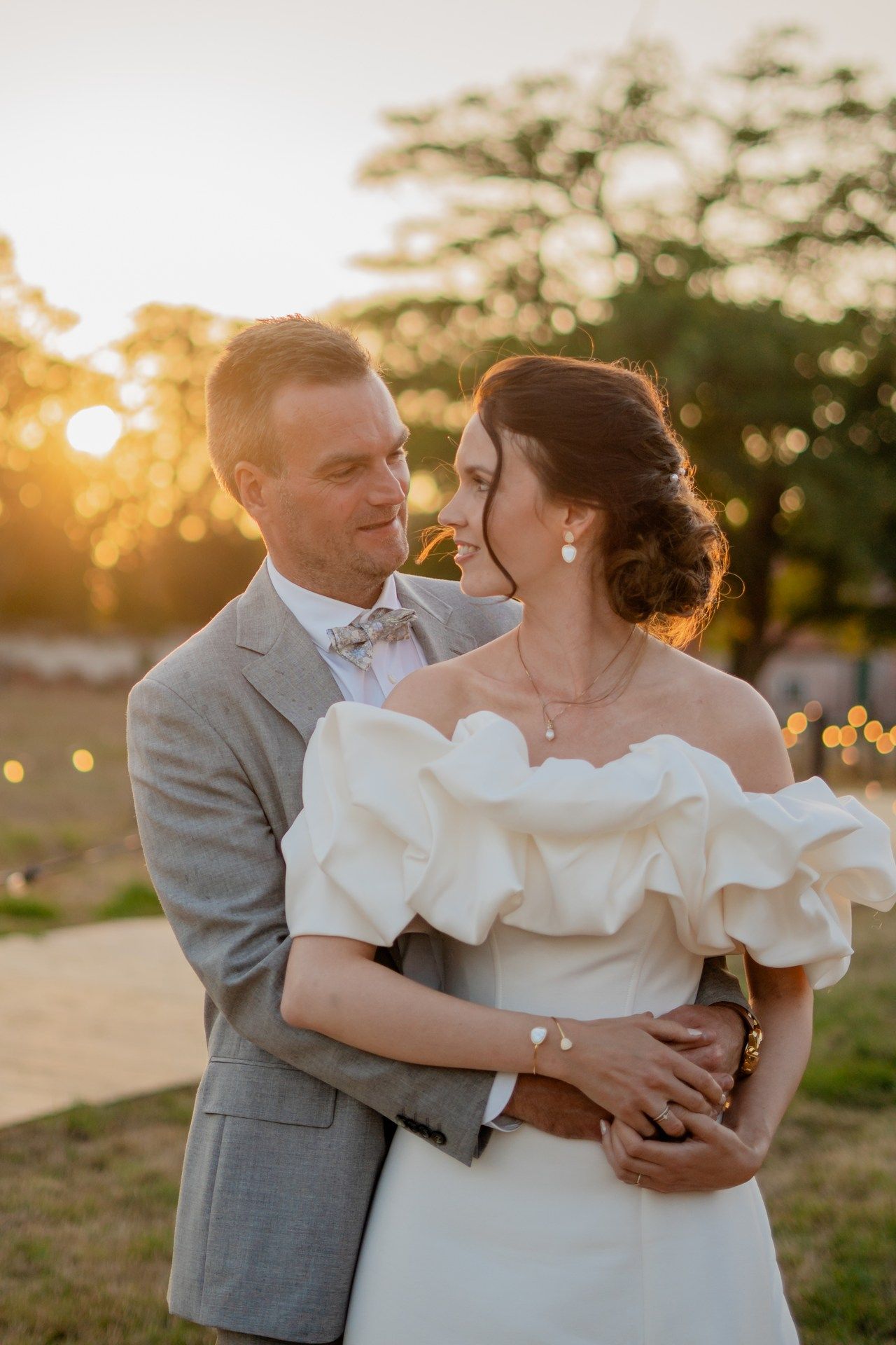 Huwelijksfotograaf Mol Trouwfoto's in een warme romantische stijl door de huwelijksfotograaf in de buurt van Mol?