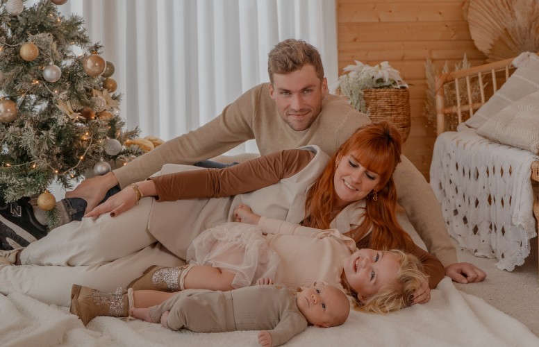 Magische sprookjesachtige Newbornfoto's door de Newbornfotograaf te Antwerpen Magische sprookjesachtige Newbornfoto's door de Newbornfotograaf te Antwerpen