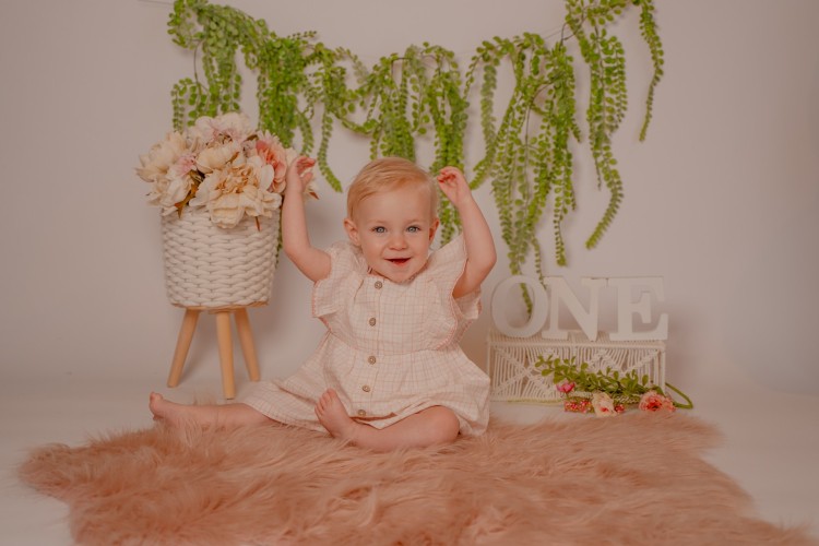 Cake Smash door de fotograaf te Ravels Cake Smash door de fotograaf te Ravels