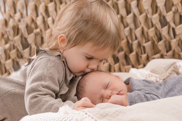 Magische sprookjesachtige Newbornfoto's door de Newbornfotograaf te Antwerpen