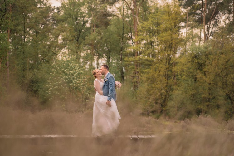 Spontane foto's door de huwelijksfotograaf Hoogstraten